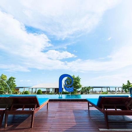 Royal Phala Cliff Beach Resort Ban Chang  Exterior foto